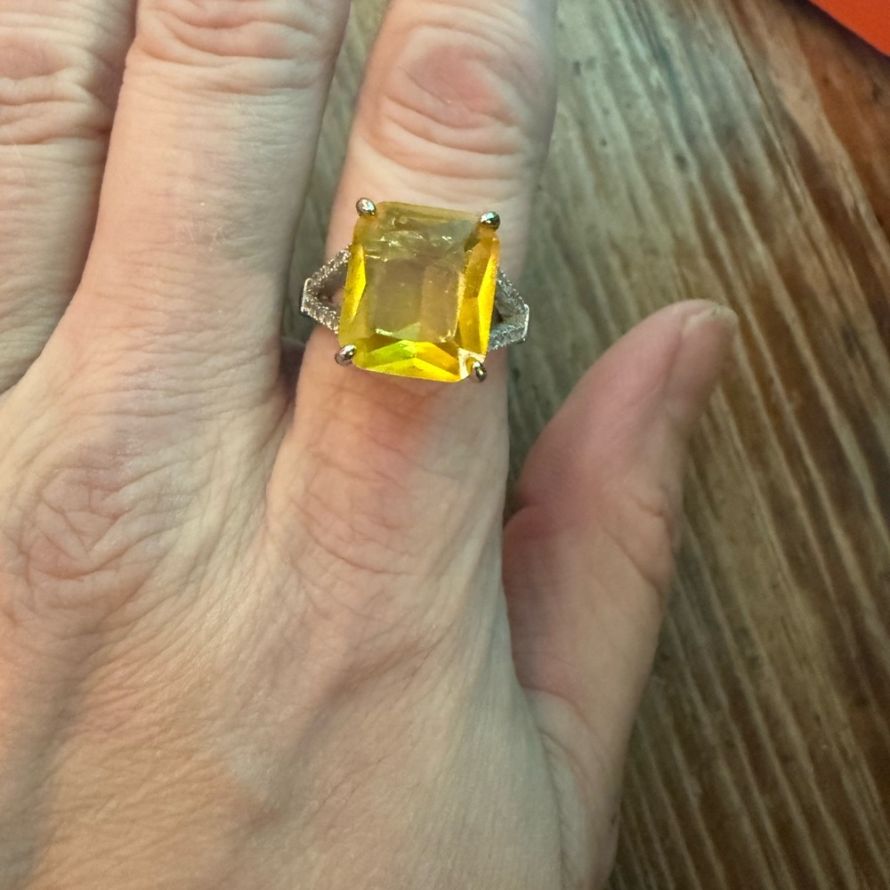 Elegant Yellow Gemstone Ring